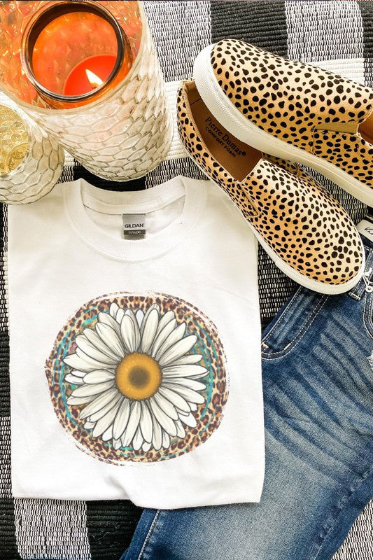 Western Daisy White T-Shirt